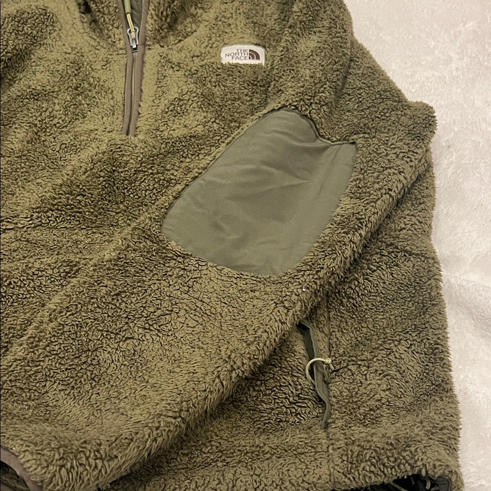 The North Face Forest Green Sherpa Pullover - Picture 2 of 3